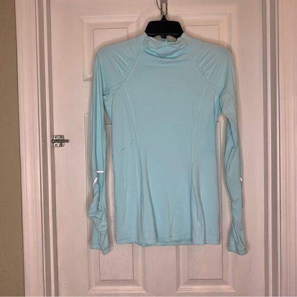 Lululemon Warm It Up Long Sleeve in Heathered Aquamarine - Picture 2 of 8